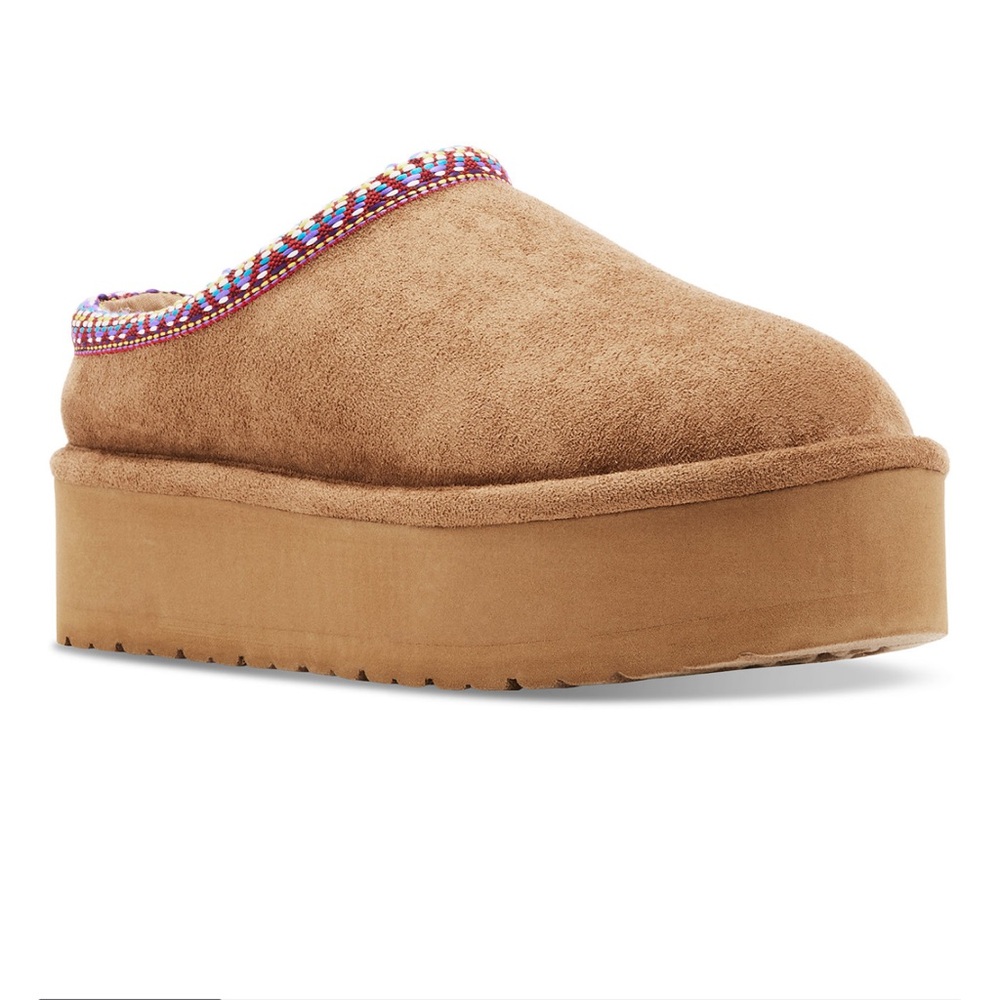 NWT Madden Girl Platform Tan Clogs Size 8